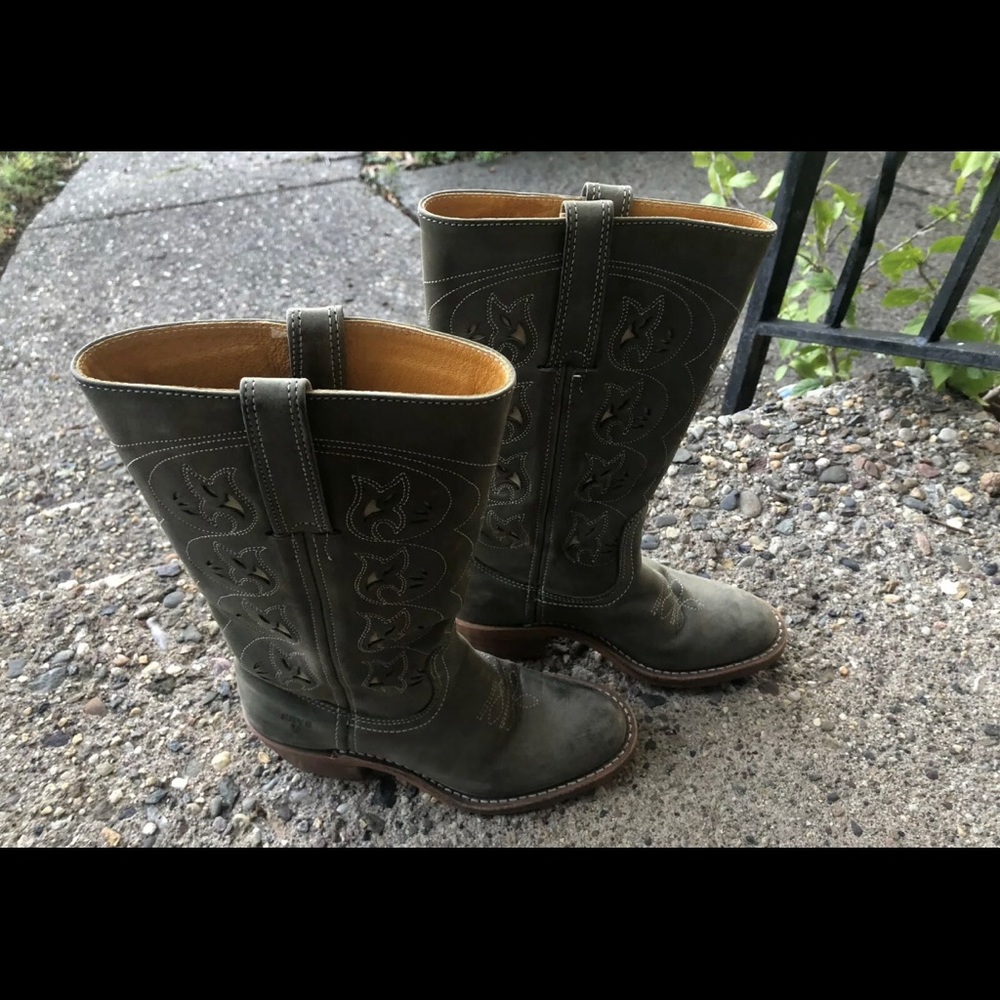 Frye Austin Flower Cut Out Olive Leather Boots - Picture 5 of 8